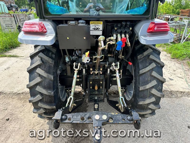 Минитрактор с кабиной СКАУТ TY-404С с компрессором на широких колесах 134 фото